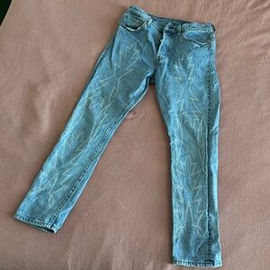 Levi’s Premium Western Embroidery 501 jeans size 6